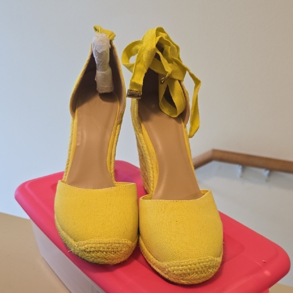 Sunny Yellow Espadrille Wedges - Picture 5 of 17